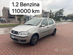 Grigio Usata 2004 Fiat Punto Tre volumi | 2200 € (Buon prezzo)