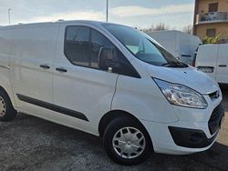 Bianco / pastello Usata 2016 Ford Transit Custom Trend Tre volumi | 9900 € (Super prezzo)