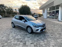 Argento Usata 2019 Renault Clio IV Business Tre volumi | 10.500 € (Buon prezzo)