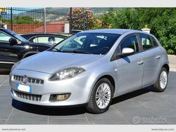 Argento Usata 2010 Fiat Bravo Dynamic Due volumi | 2900 € (Cara)