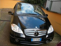 Nero Usata 2011 Mercedes A160 Premium Tre volumi | 3800 € (Buon prezzo)
