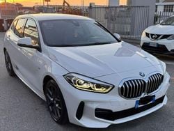 Bianco Usata 2021 BMW 118 M Sport Due volumi | 26.500 € (Buon prezzo)