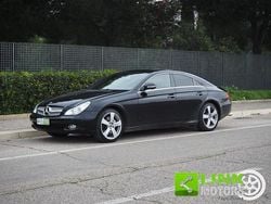 Nero Usata 2005 Mercedes CLS350 AMG Tre volumi | 9800 €
