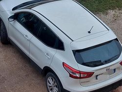 Bianco Usata 2014 Nissan Qashqai SUV | 8700 €