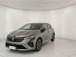 Grigio Usata 2025 Renault Clio V Techno Due volumi | 16.950 € (Buon prezzo)