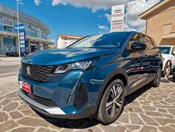 Blu Usata 2022 Peugeot 5008 Allure Monovolume | 19.900 € (Buon prezzo)