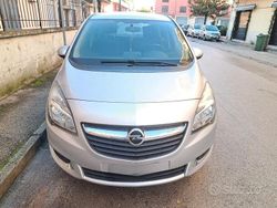 Grigio Usata 2014 Opel Meriva Monovolume | 7000 € (Molto cara)