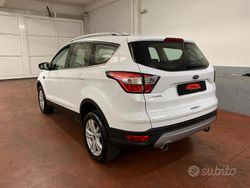 Bianco Usata 2018 Ford Kuga S SUV | 13.900 € (Buon prezzo)