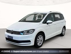 0q pure white Usata 2024 VW Touran Business Monovolume | 34.900 € (Buon prezzo)