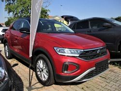 Rosso Nuova 2025 VW T-Roc Life SUV | 27.900 € (Buon prezzo)