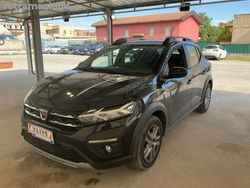 Nero(met.) Usata 2022 Dacia Sandero Expression Due volumi | 13.900 € (Buon prezzo)