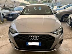 Grigio Usata 2021 Audi A3 Business Tre volumi | 19.900 € (Buon prezzo)