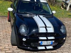 Nero Usata 2005 Mini John Cooper Works Due volumi | 8700 € (Super prezzo)
