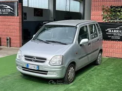 Usata 2003 Opel Agila Monovolume | 1999 € (Buon prezzo)