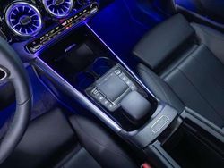 Grigio Usata 2021 Mercedes GLA180 Business SUV | 24.555 € (Super prezzo)