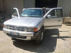 Grigio Usata 2002 Ford Ranger Pick-up | 9500 € (Molto cara)