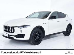 Bianco Usata 2017 Maserati Levante SUV | 32.990 € (Buon prezzo)