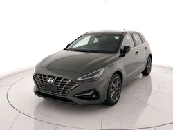 Amazon grey Usata 2023 Hyundai i30 Style Tre volumi | 23.200 € (Cara)