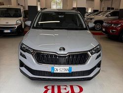 Grigio Usata 2023 Skoda Karoq Executive SUV | 26.900 € (Buon prezzo)
