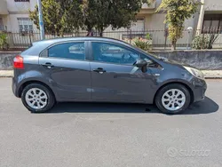 Usata 2013 Kia Rio 2 Due volumi | 5000 € (Buon prezzo)