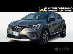 Grigio scuro Usata 2023 Renault Captur Techno SUV | 19.850 € (Buon prezzo)