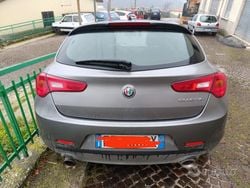 Grigio Usata 2016 Alfa Romeo Giulietta Due volumi | 8500 € (Buon prezzo)