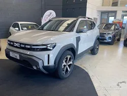 Nuova 2025 Dacia Duster Journey SUV | 26.700 € (Cara)
