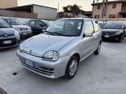 Grigio Usata 2008 Fiat 600 Anniversary Tre volumi | 3500 € (Molto cara)