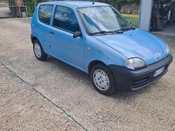 Blu Usata 2002 Fiat 600 Tre volumi | 1500 €