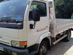 Usata 1999 Nissan Cabstar Pick-up | 6800 €