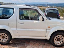 Bianco Usata 2012 Suzuki Jimny SUV | 10.500 € (Buon prezzo)
