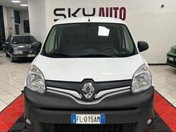 Bianco Usata 2017 Renault Kangoo Tre volumi | 8990 € (Buon prezzo)