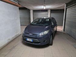 Blu/azzurro Usata 2011 Ford Fiesta Business Edition Tre volumi | 4300 € (Buon prezzo)