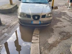 Beige Usata 2005 Seat Ibiza Reference Tre volumi | 2500 €