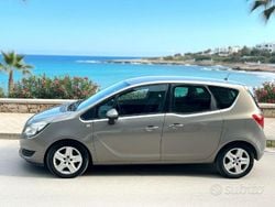 Grigio Usata 2014 Opel Meriva Monovolume | 5900 € (Buon prezzo)