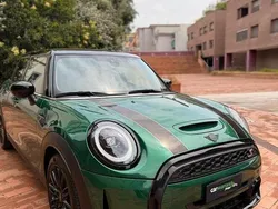 Verde Usata 2023 Mini Cooper S Classic Due volumi | 29.500 € (Ottimo prezzo)