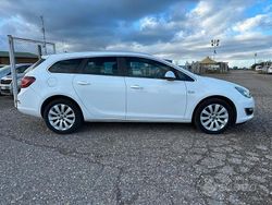Bianco Usata 2013 Opel Astra Station wagon | 5500 € (Buon prezzo)