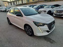 Bianco Usata 2023 Peugeot 208 Active Due volumi | 13.950 € (Buon prezzo)
