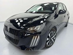 Nero perla Usata 2024 Peugeot 208 Active Due volumi | 12.900 € (Ottimo prezzo)