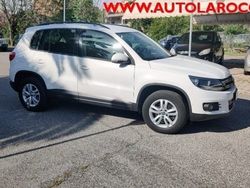 Bianco pastello Usata 2013 VW Tiguan Business+ SUV | 13.800 € (Molto cara)