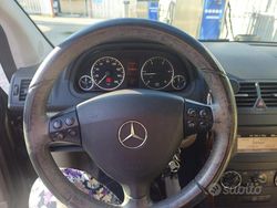 Marrone Usata 2010 Mercedes A160 Elegance Monovolume | 5200 € (Molto cara)