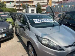 Usata 2010 Ford Fiesta Titanium Due volumi | 2800 € (Ottimo prezzo)