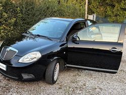 Nero Usata 2011 Lancia Ypsilon Due volumi | 4500 € (Buon prezzo)