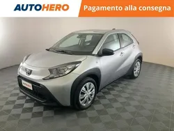 Grigio Usata 2022 Toyota Aygo Active Due volumi | 16.299 € (Cara)