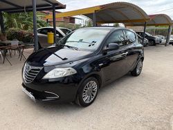 Blu Usata 2013 Lancia Ypsilon Due volumi | 5299 € (Buon prezzo)