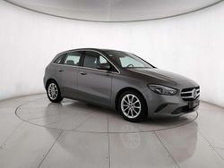 Grigio Usata 2020 Mercedes B180 Monovolume | 20.900 € (Buon prezzo)