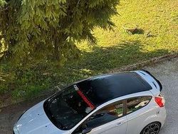 Usata 2016 Ford Fiesta ST Tre volumi | 16.900 € (Molto cara)