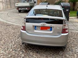 Grigio Usata 2009 Toyota Prius Due volumi | 2400 €