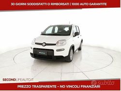 Bianco Usata 2024 Fiat Panda S Tre volumi | 12.900 € (Cara)