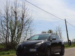 Nero Usata 2010 Alfa Romeo MiTo Quadrifoglio Verde Due volumi | 7500 € (Cara)
